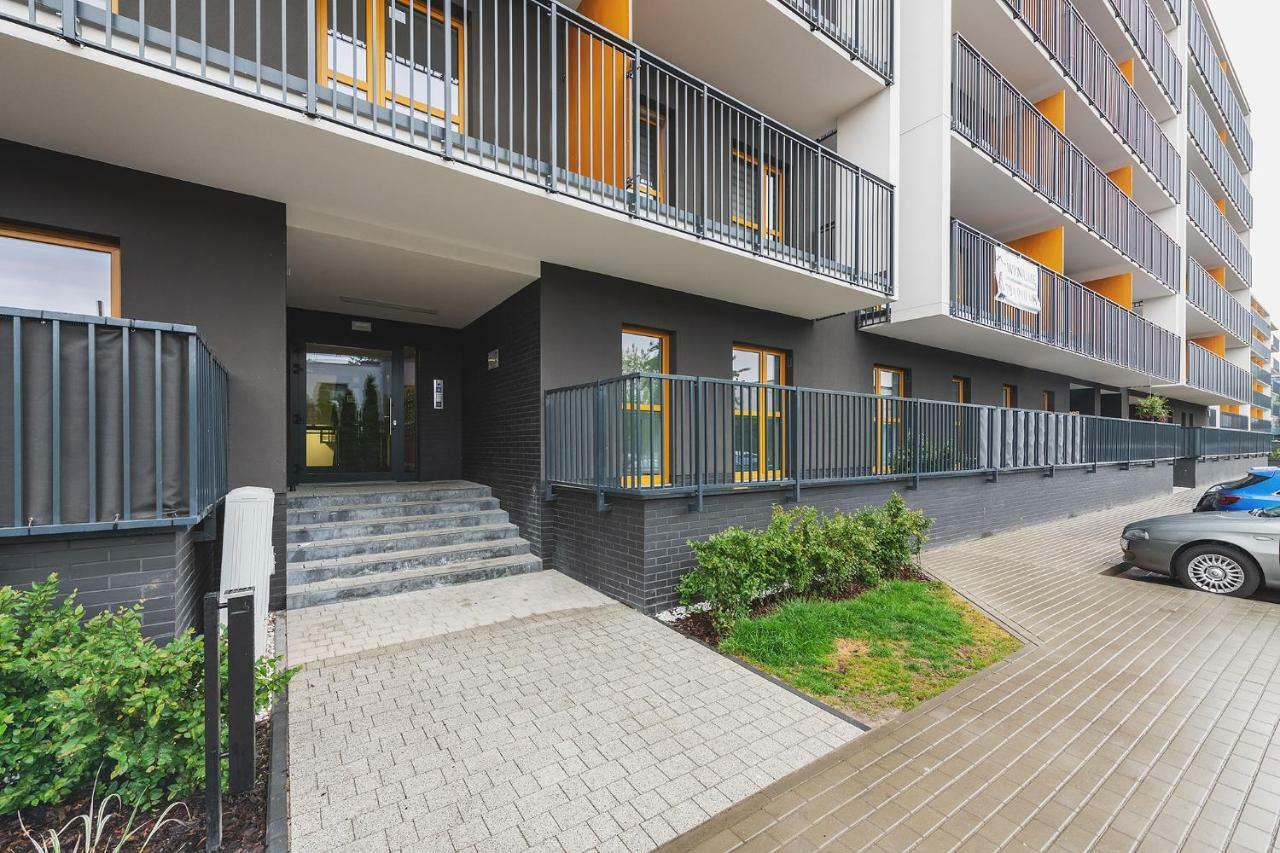 Okecie Airport Studio Bakalarska 2 P&O Serviced Apartments Warsaw Exterior photo
